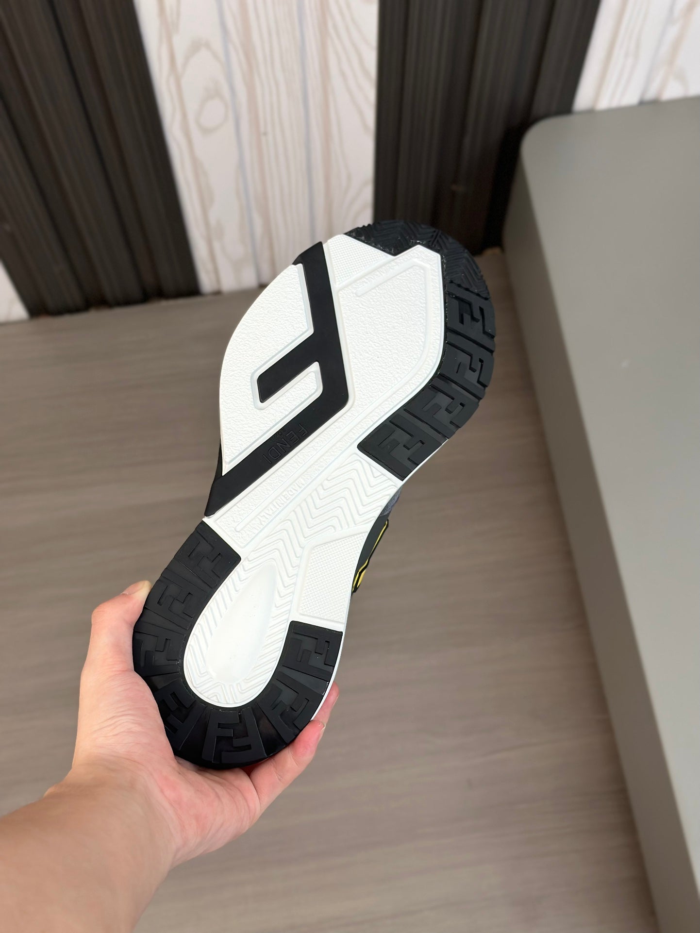 FENDI sneakers 115