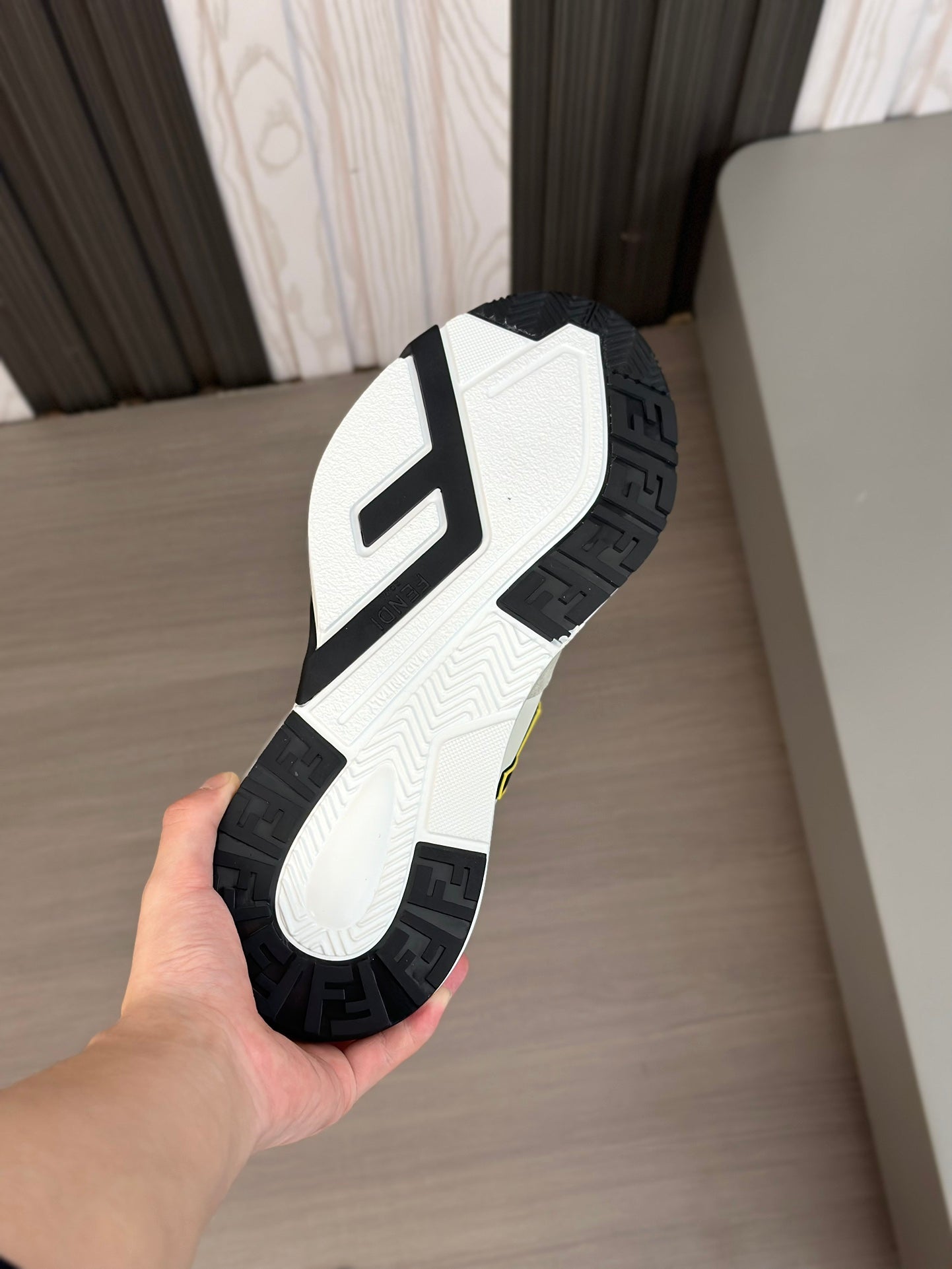 FENDI sneakers 116