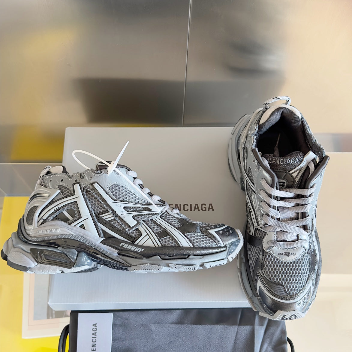 Balenciaga sneakers 123