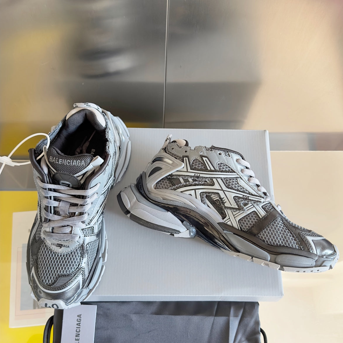 Balenciaga sneakers 123