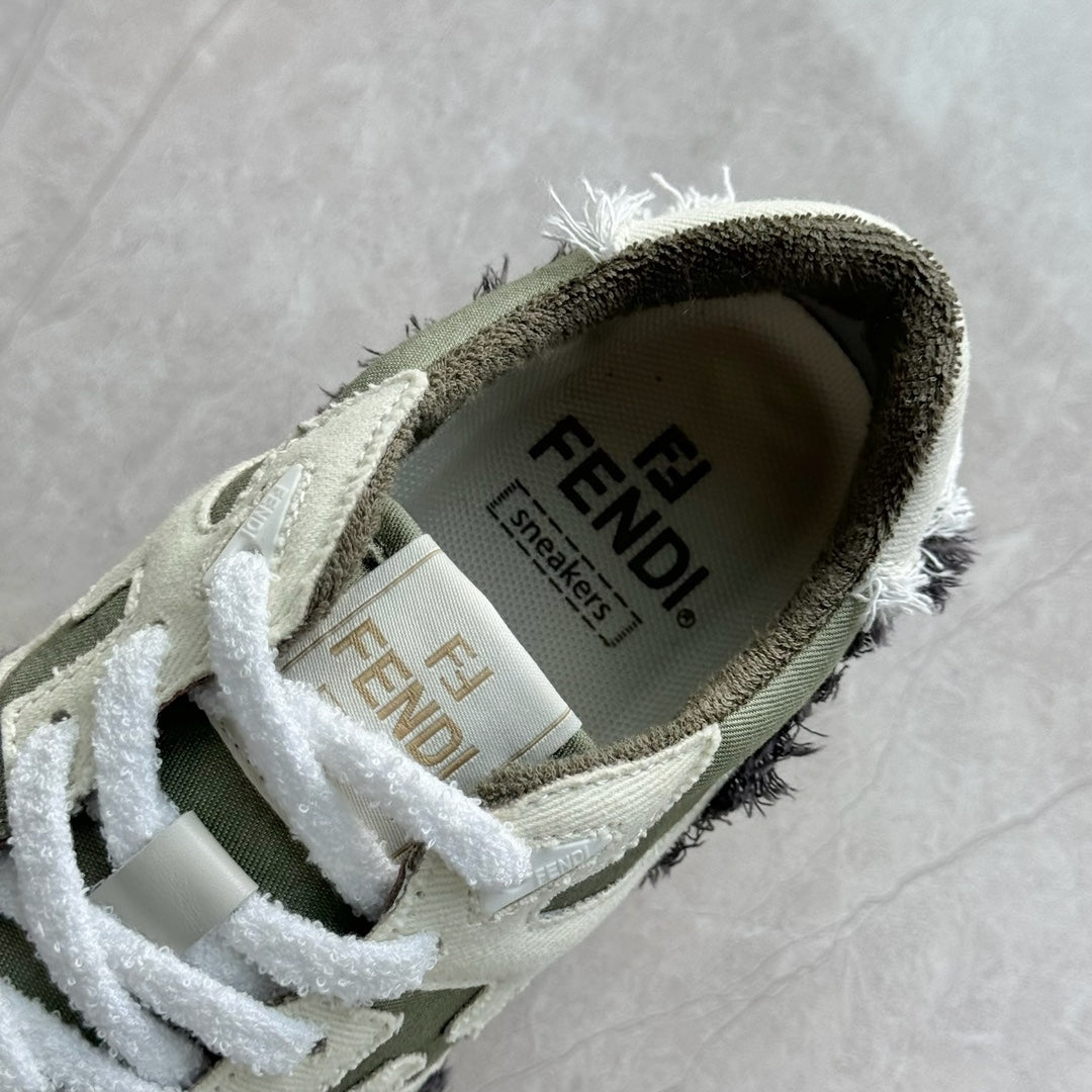 FENDI sneakers 125