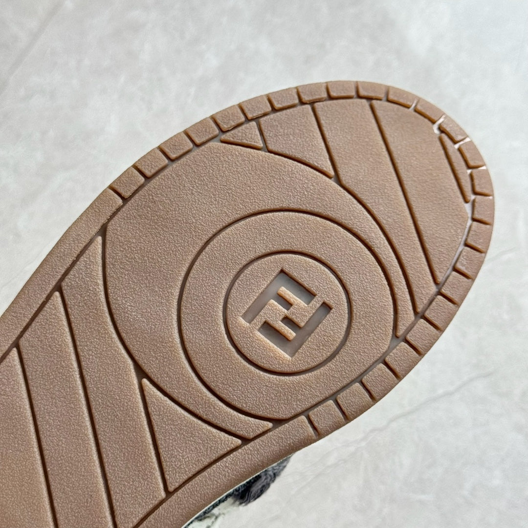 FENDI sneakers 125