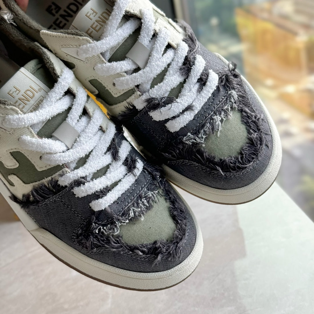 FENDI sneakers 125