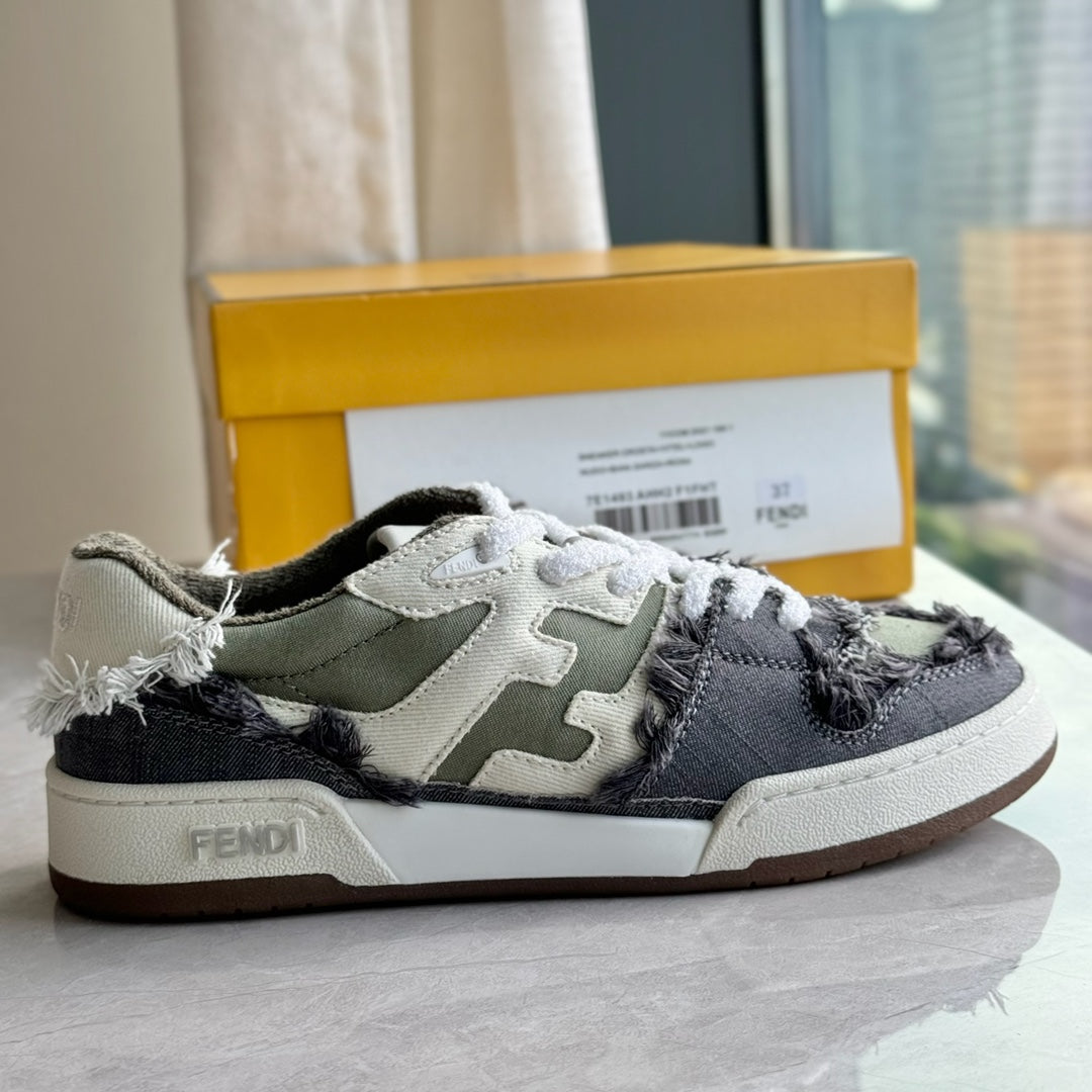 FENDI sneakers 125