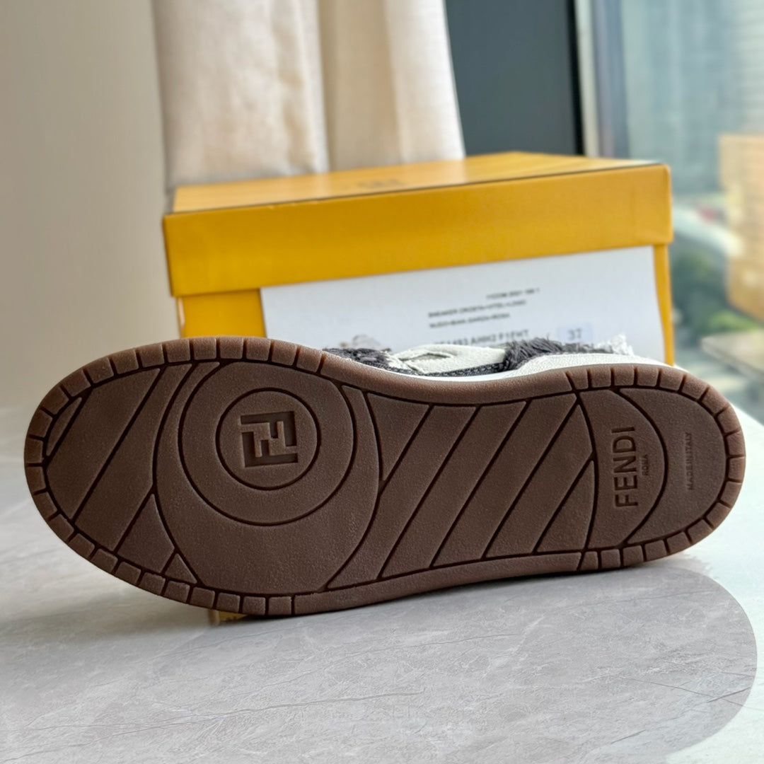 FENDI sneakers 125