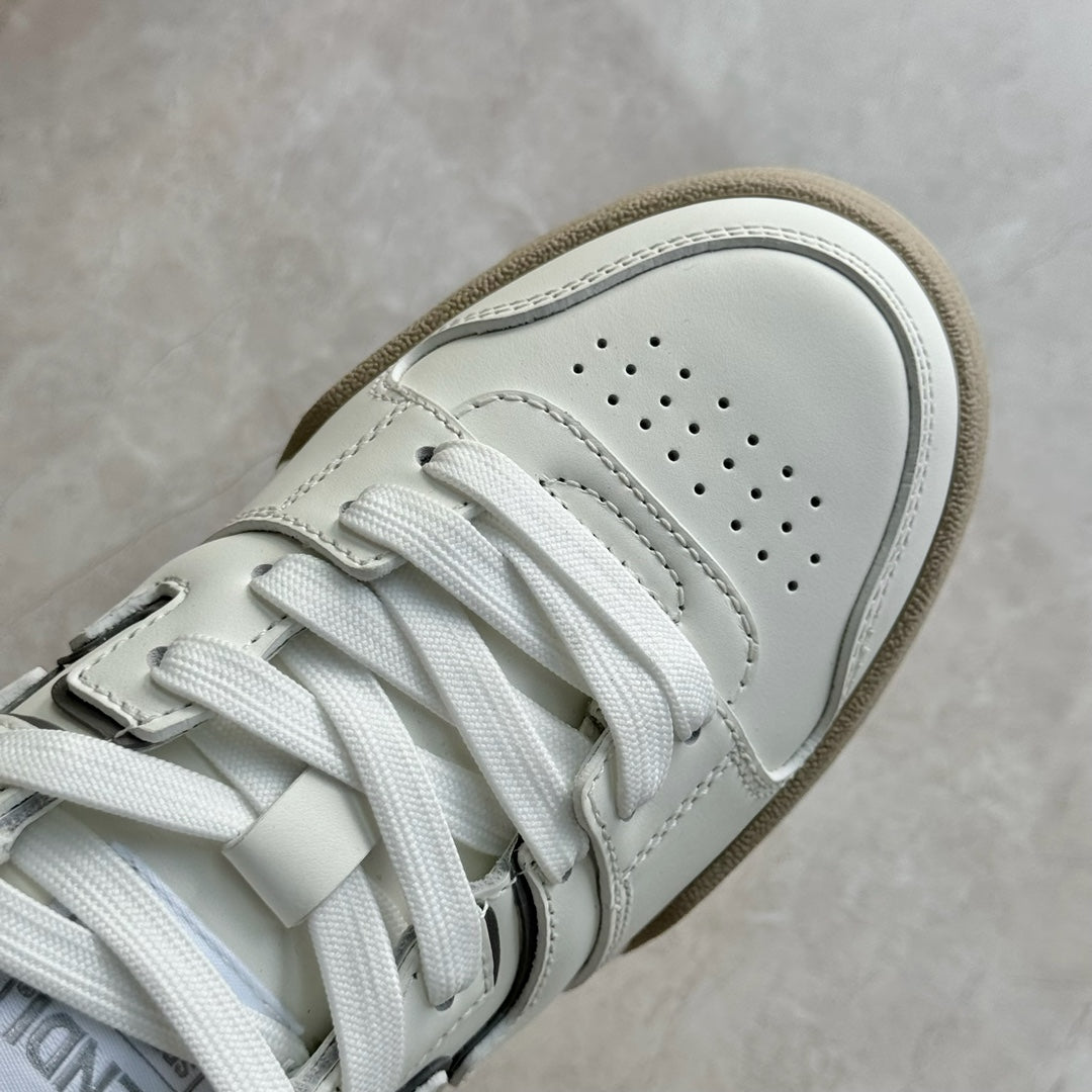 FENDI sneakers 126