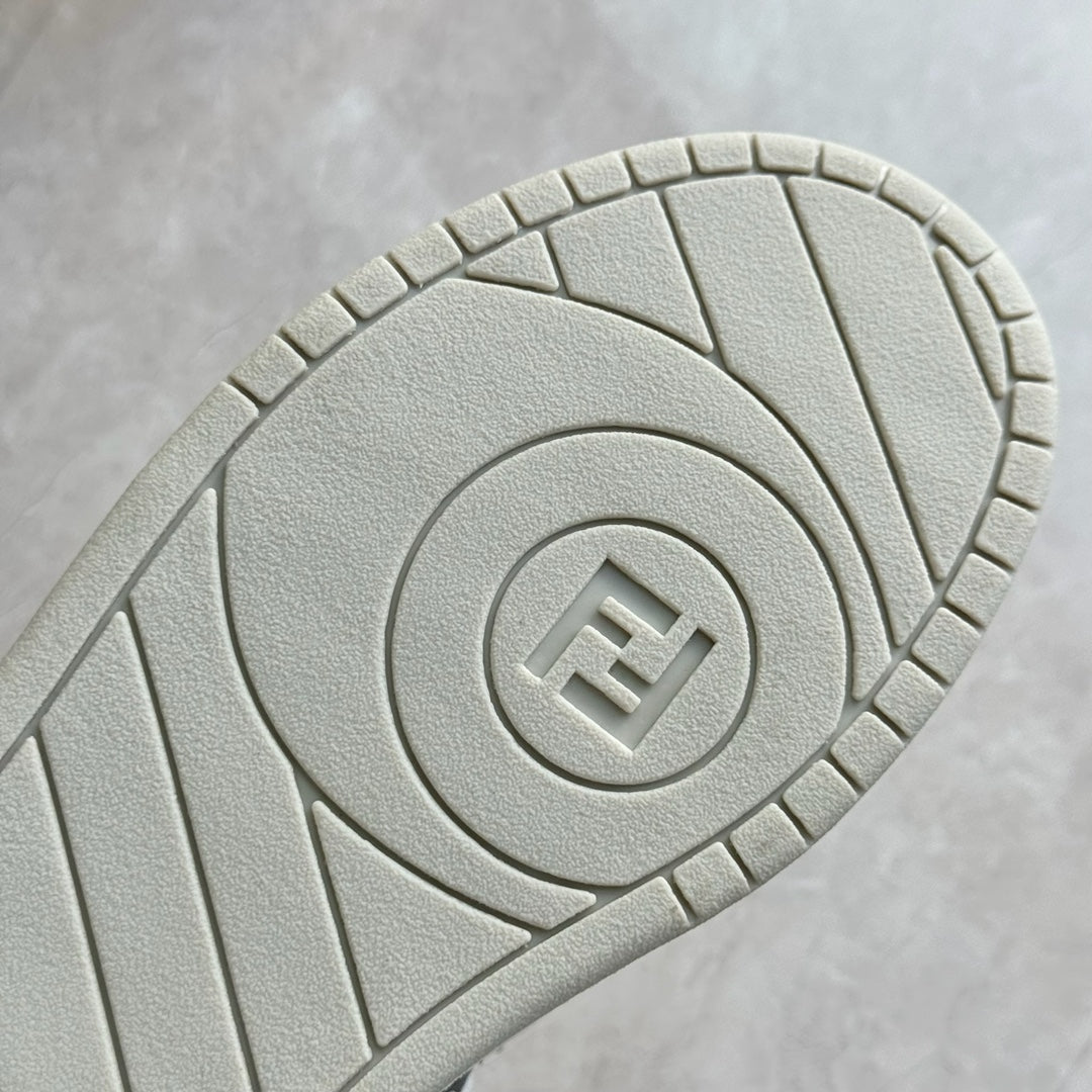 FENDI sneakers 126