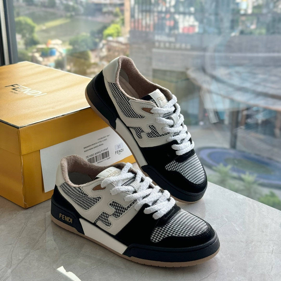 FENDI sneakers 127