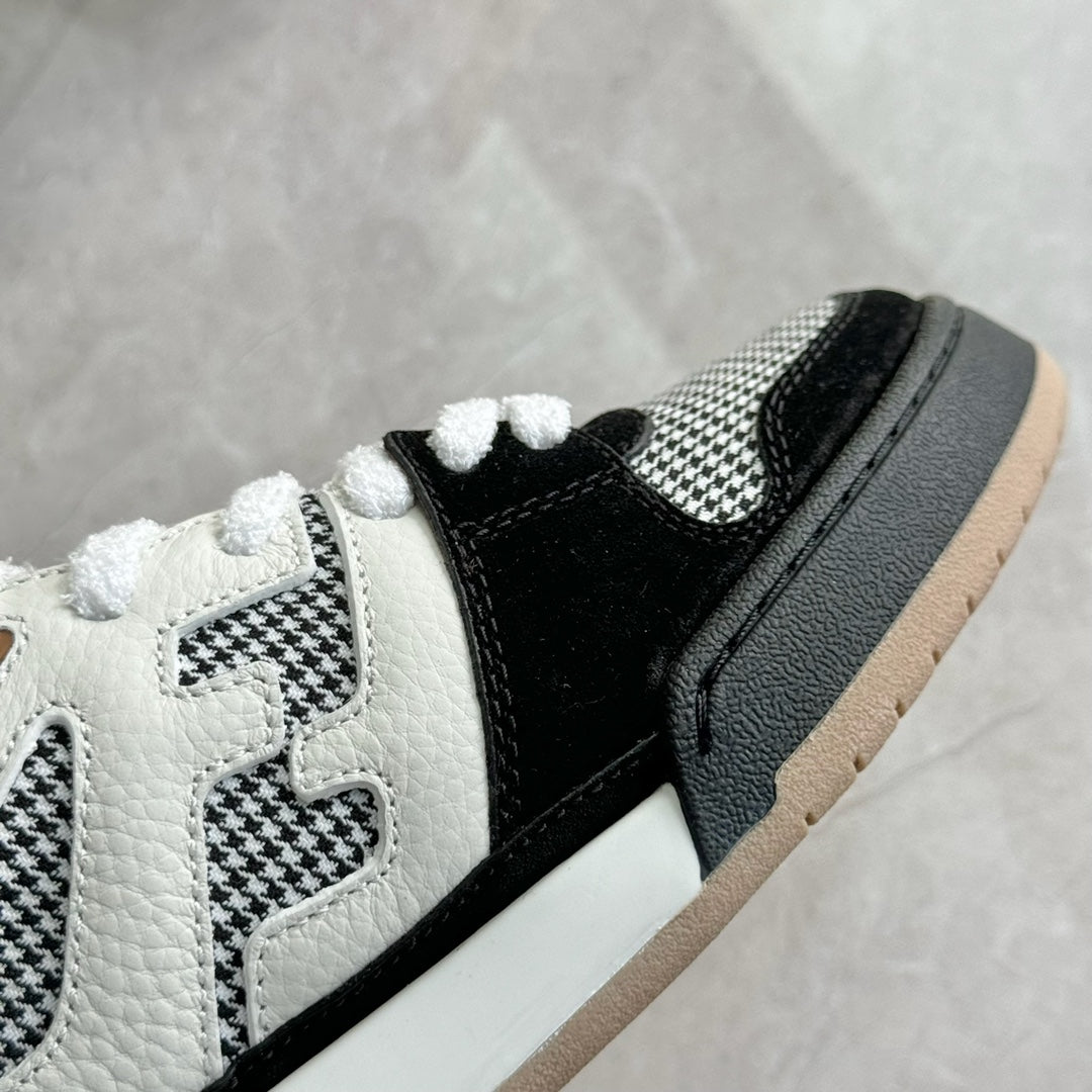 FENDI sneakers 127