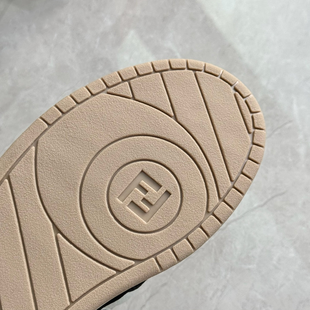 FENDI sneakers 127