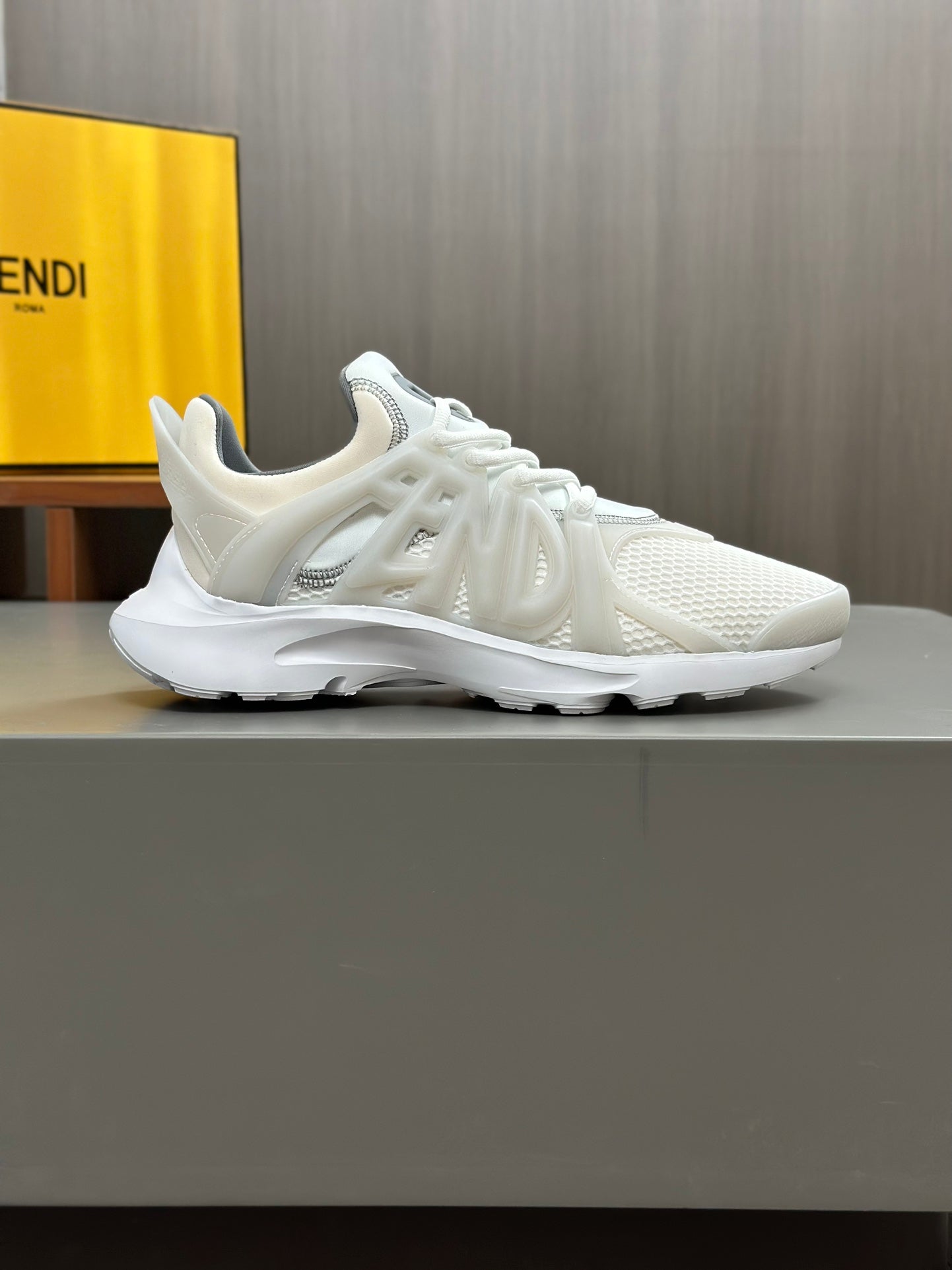 FENDI sneakers 131