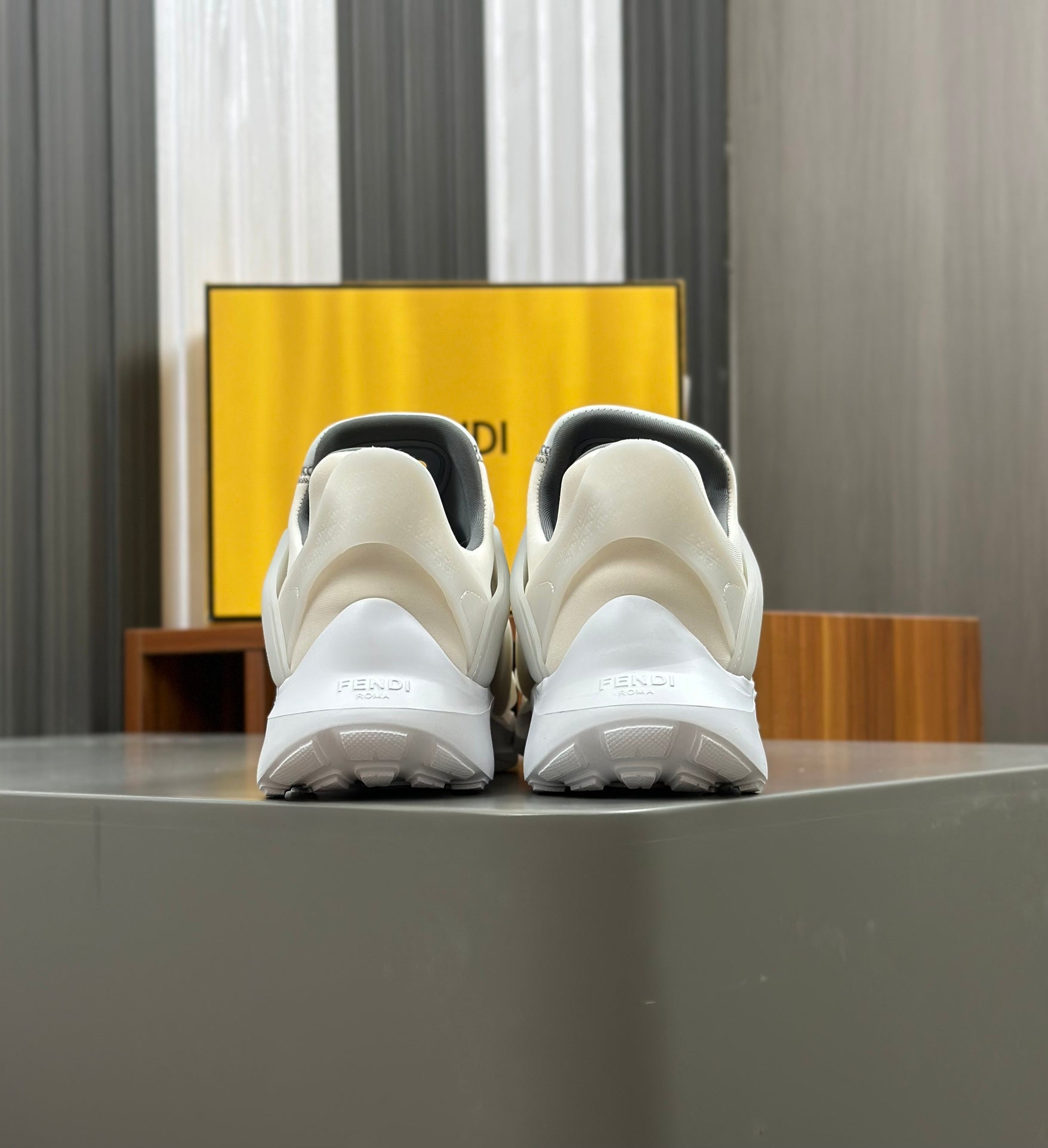 FENDI sneakers 131