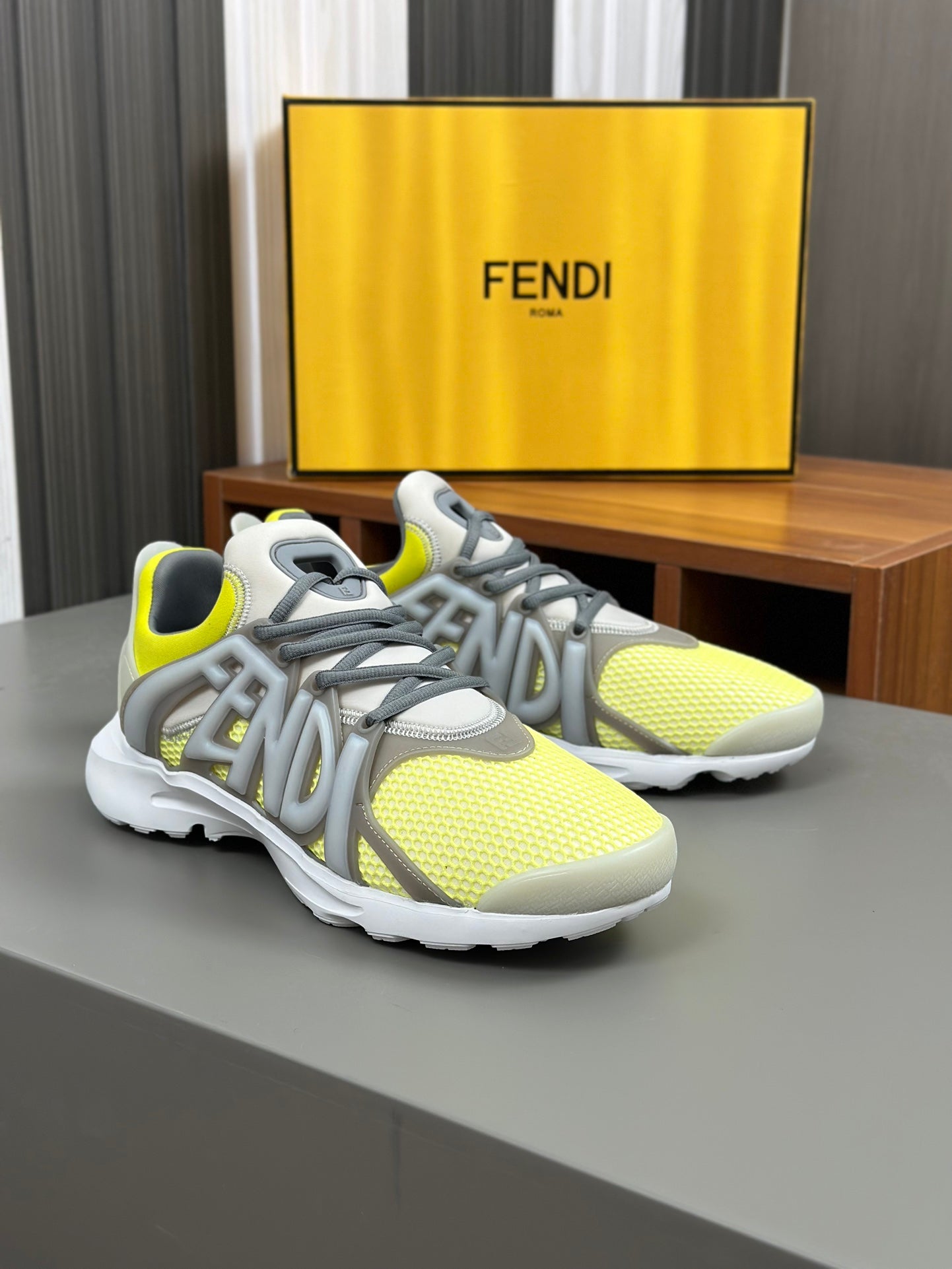 FENDI sneakers 133