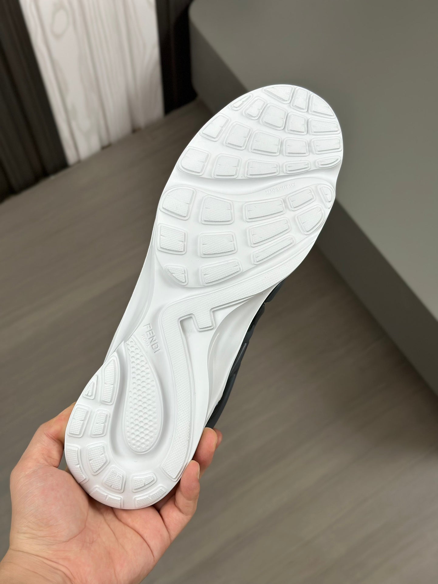 FENDI sneakers 134