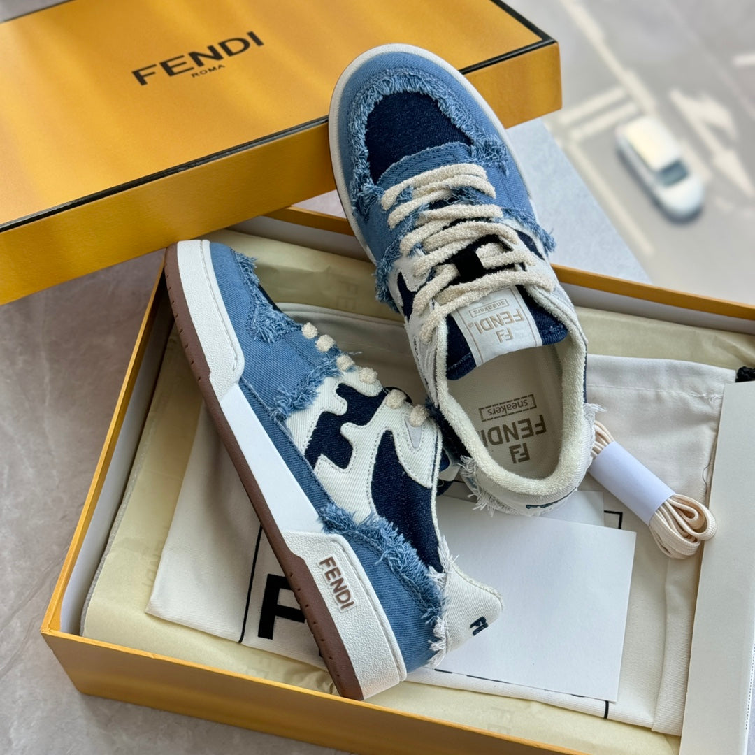 FENDI sneakers 136