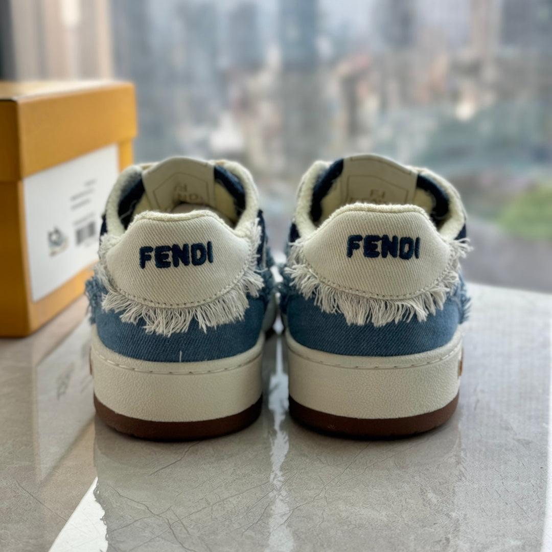 FENDI sneakers 136