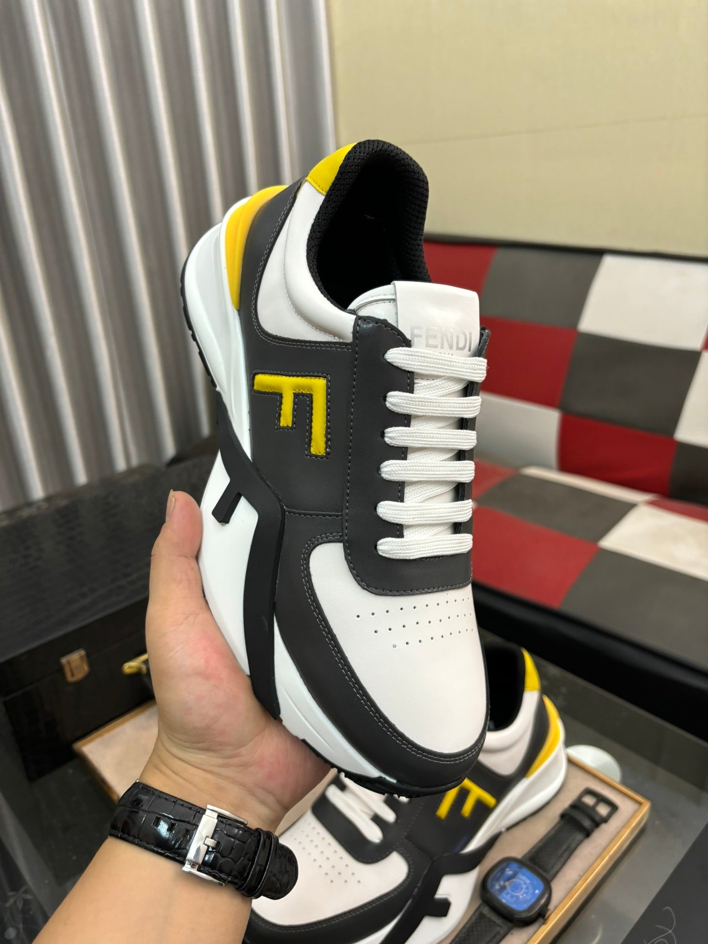FENDI sneakers 139