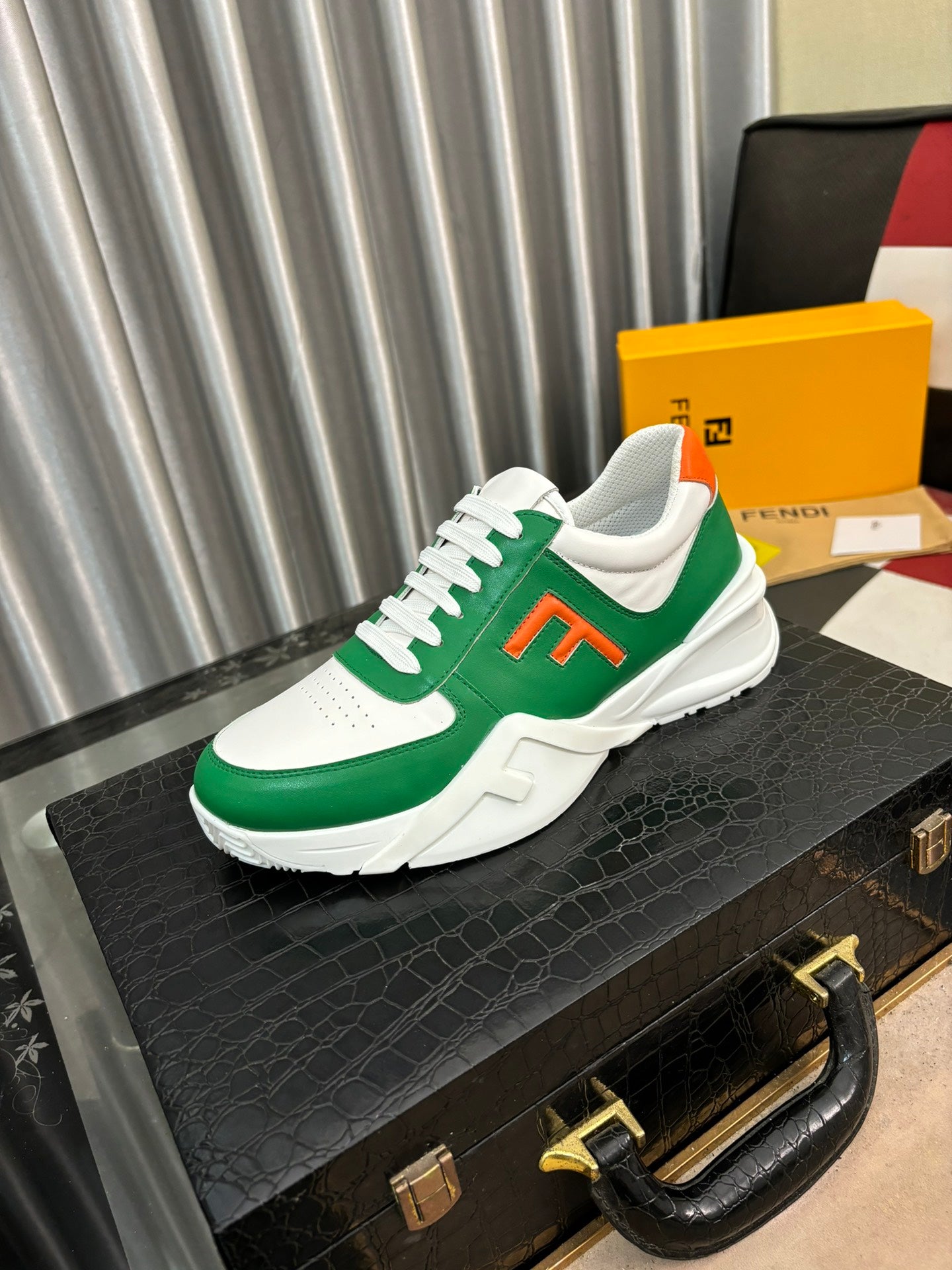 FENDI sneakers 140
