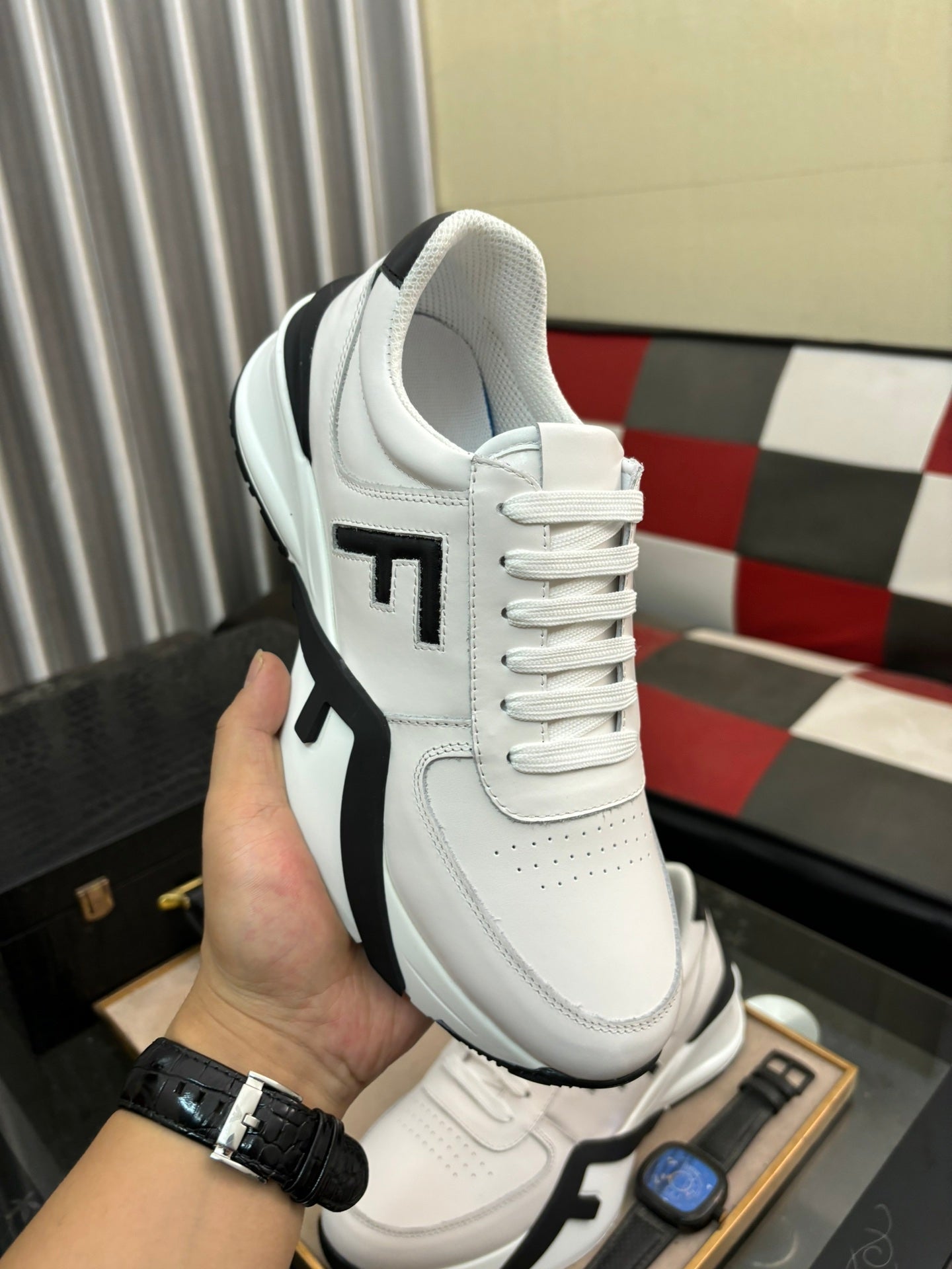 FENDI sneakers 141