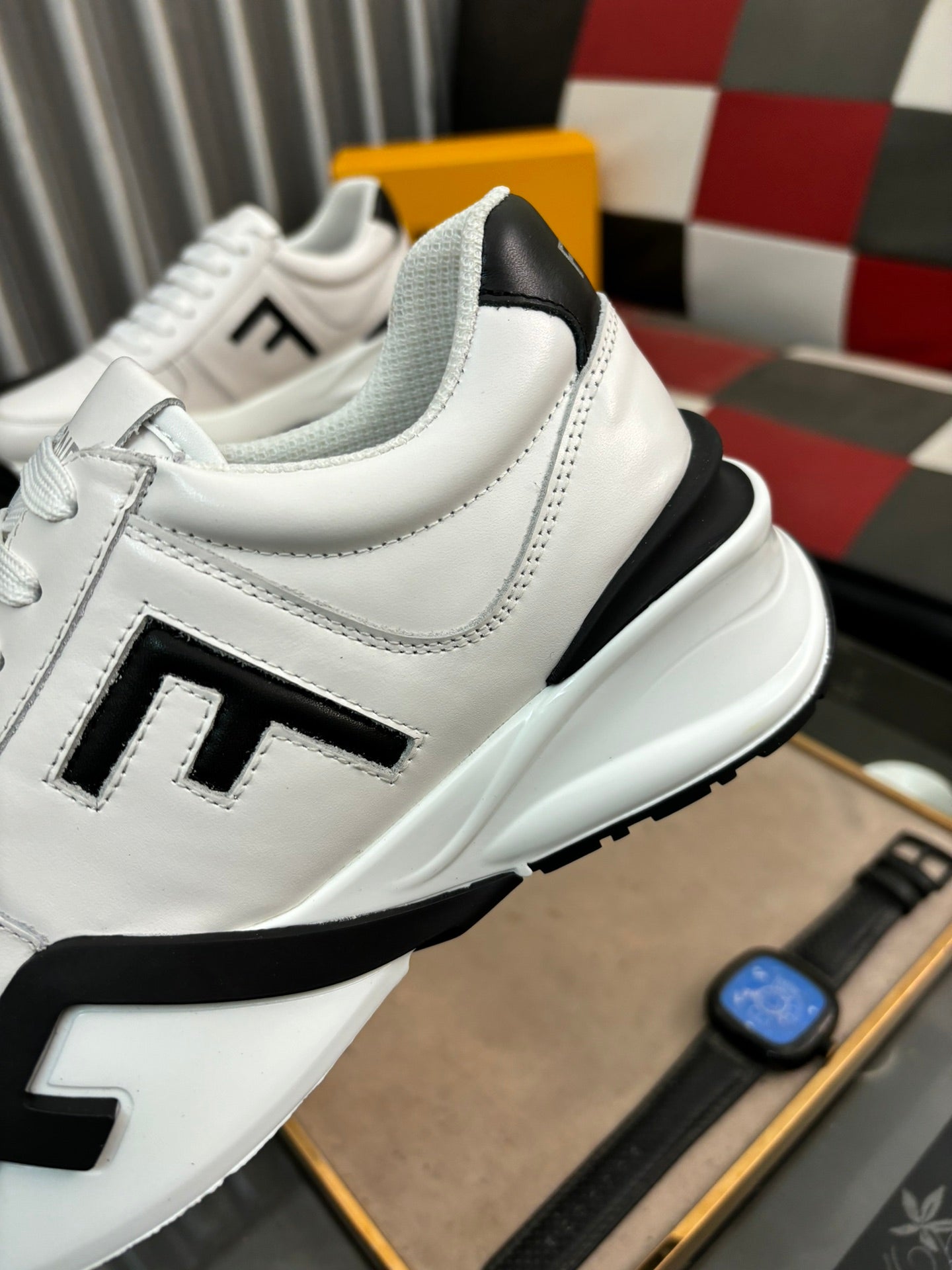 FENDI sneakers 141