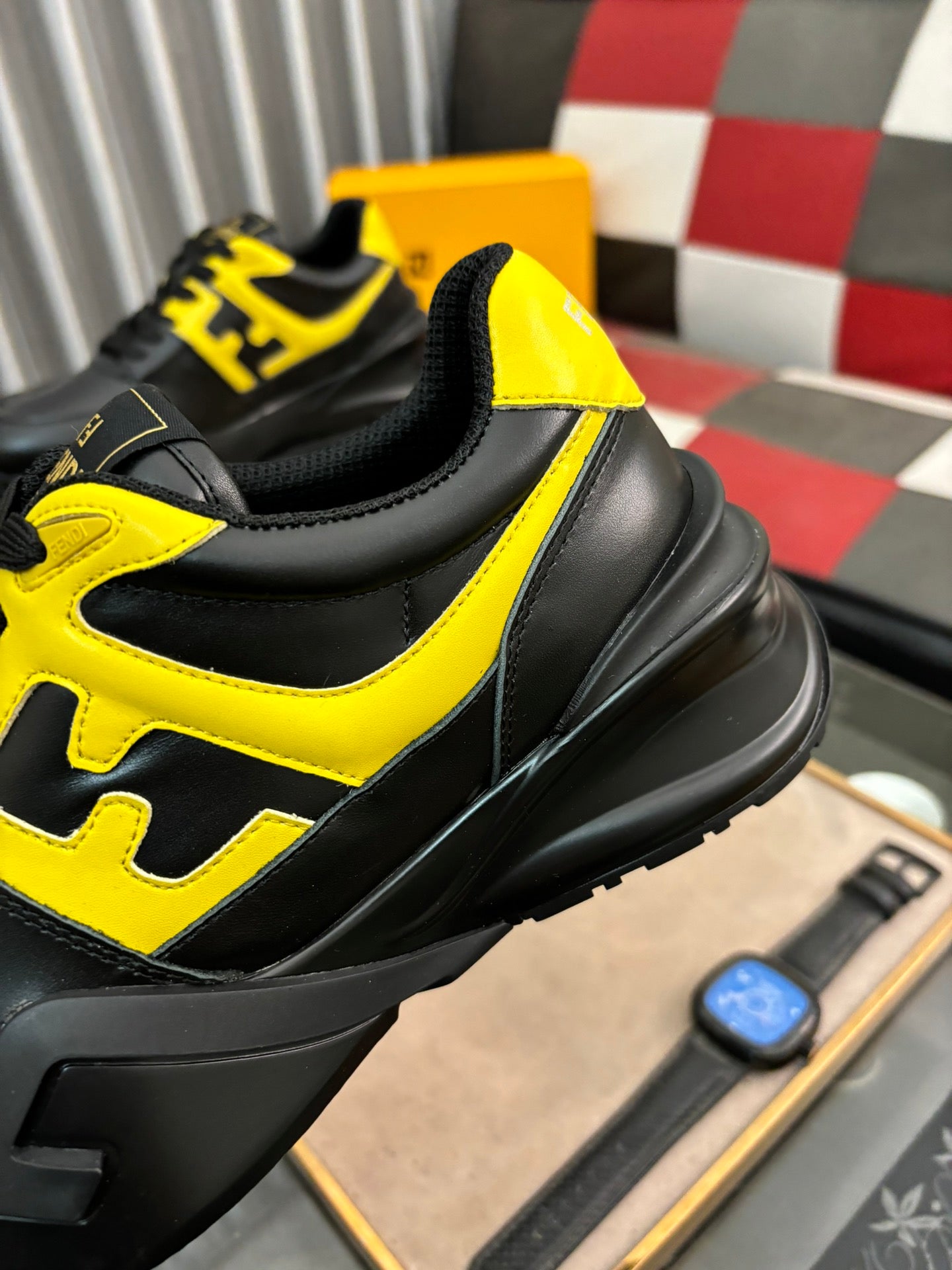 FENDI sneakers 142