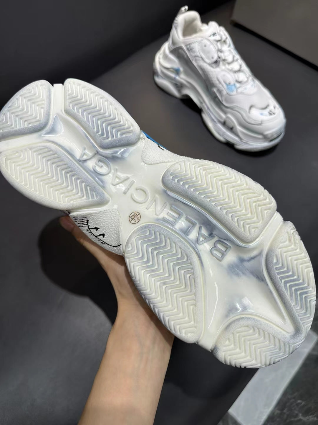 Balenciaga sneakers 139