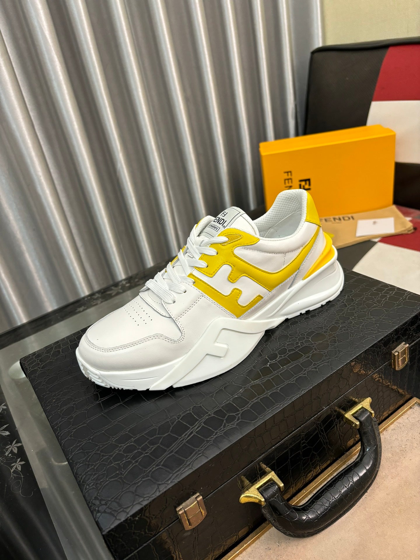 FENDI sneakers 145