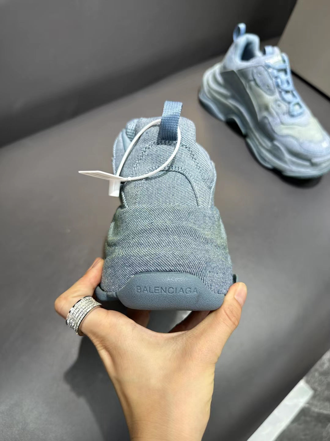 Balenciaga sneakers 140