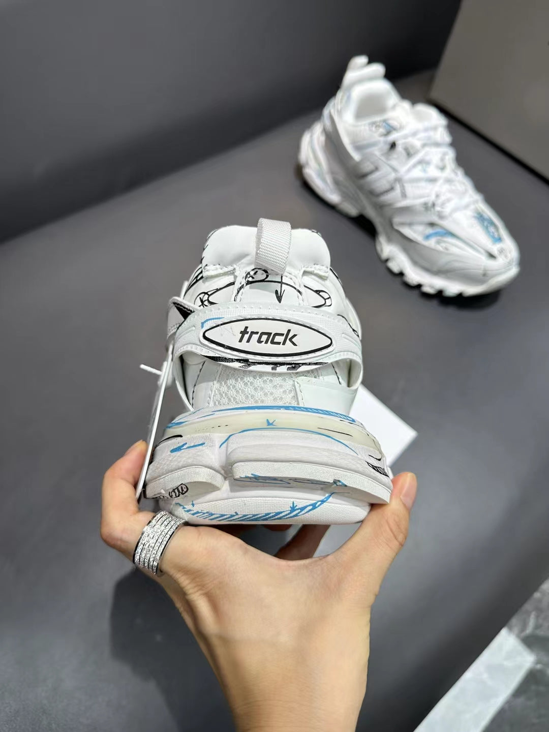 Balenciaga sneakers 141