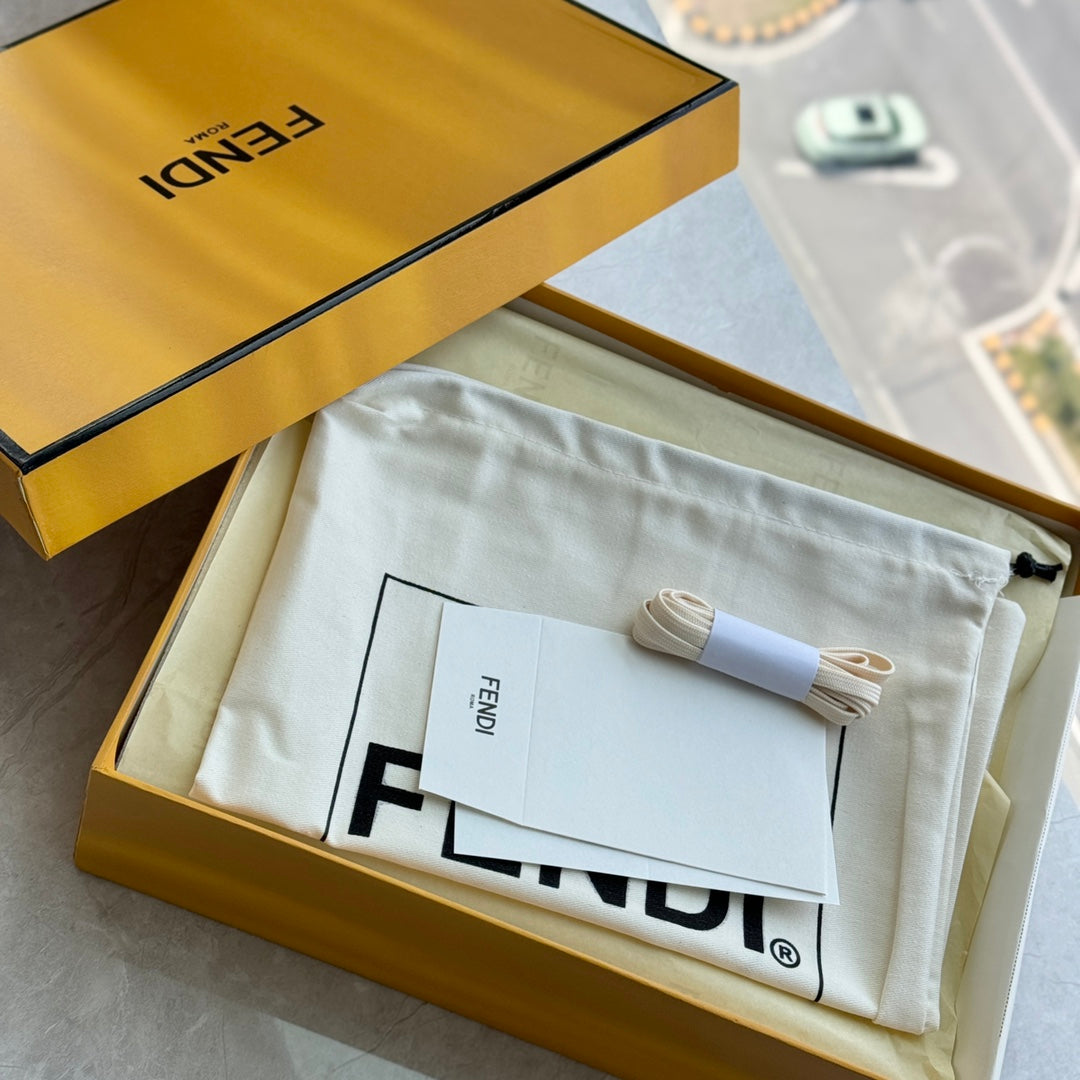 FENDI sneakers 151