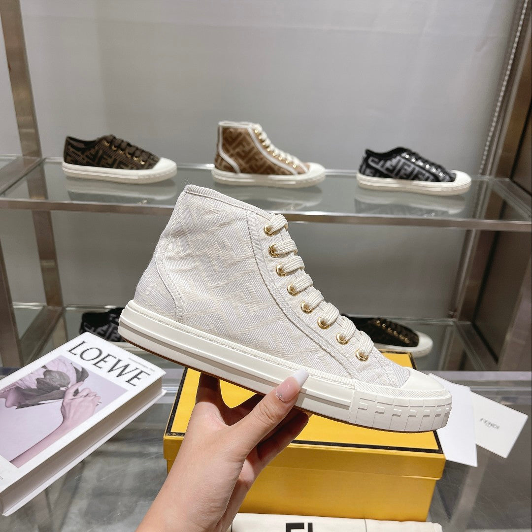 FENDI sneakers 153