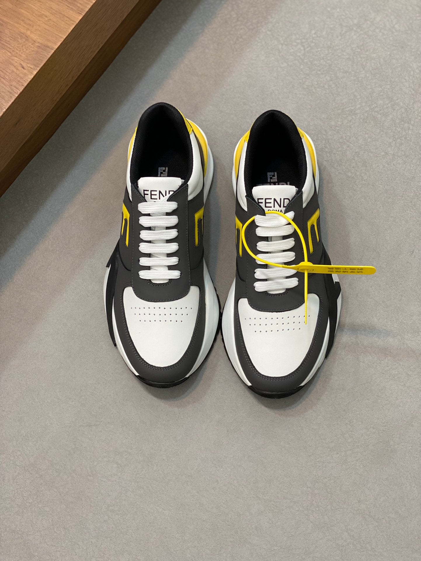 FENDI sneakers 158