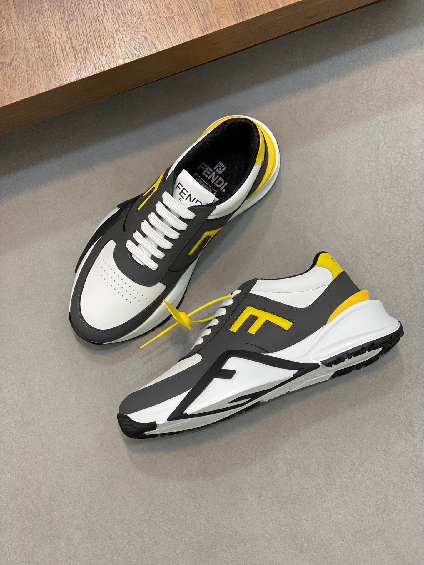 FENDI sneakers 158