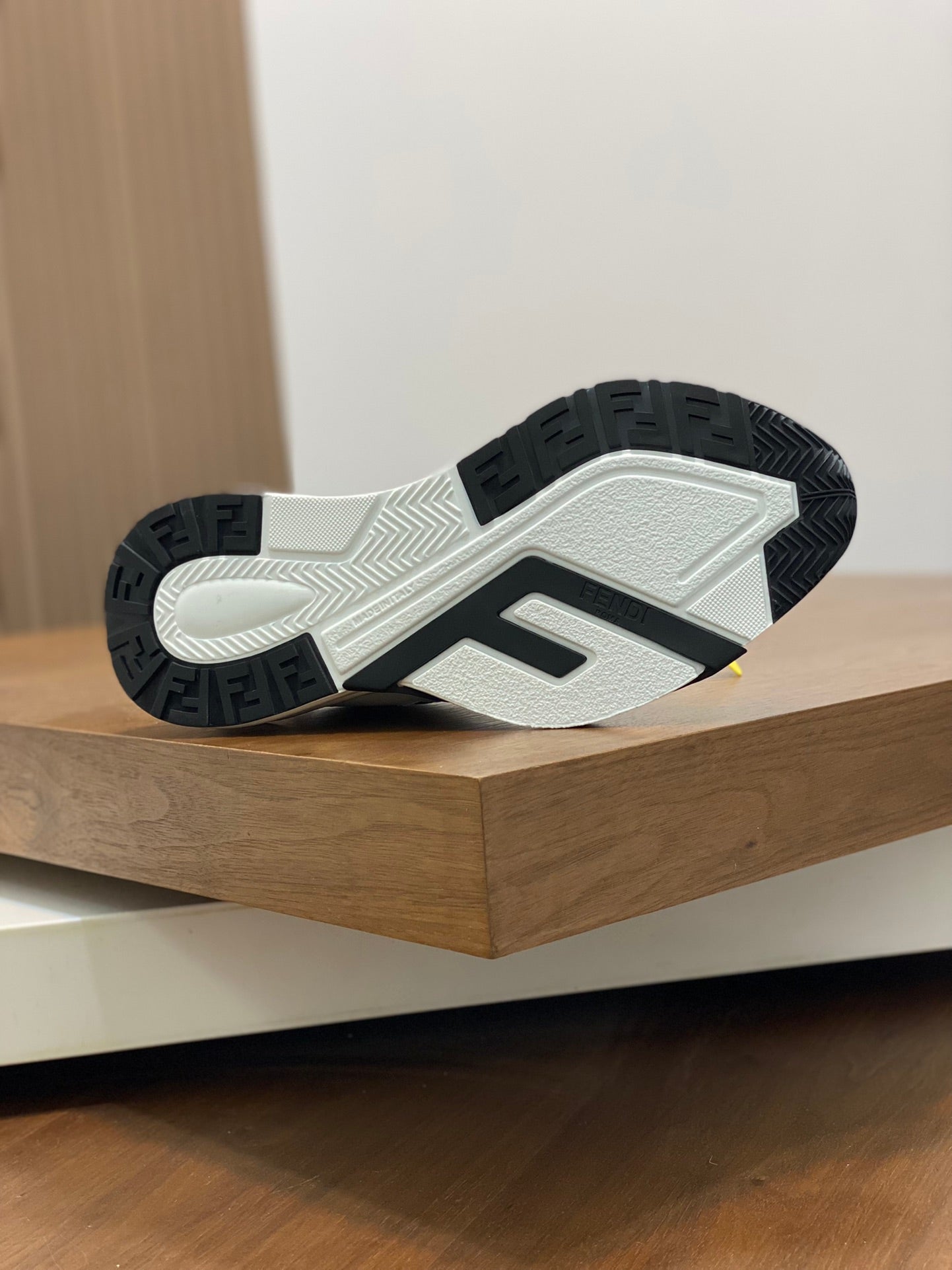 FENDI sneakers 160