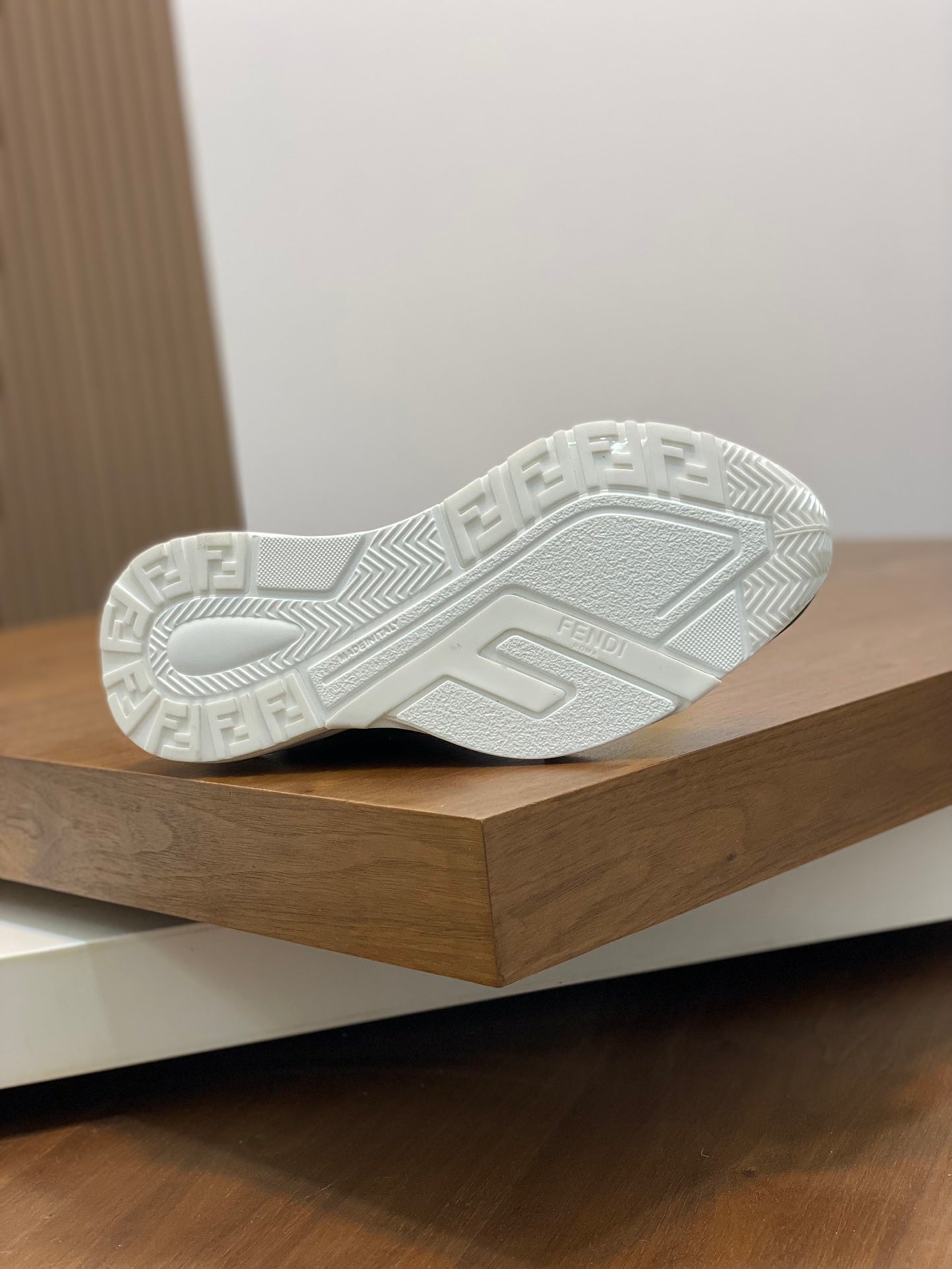 FENDI sneakers 161