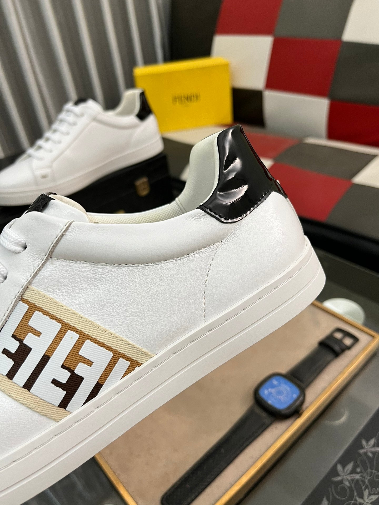 FENDI sneakers 162
