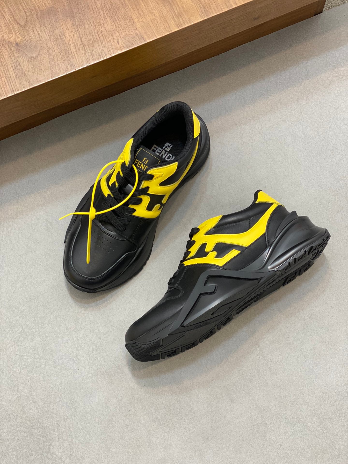 FENDI sneakers 166