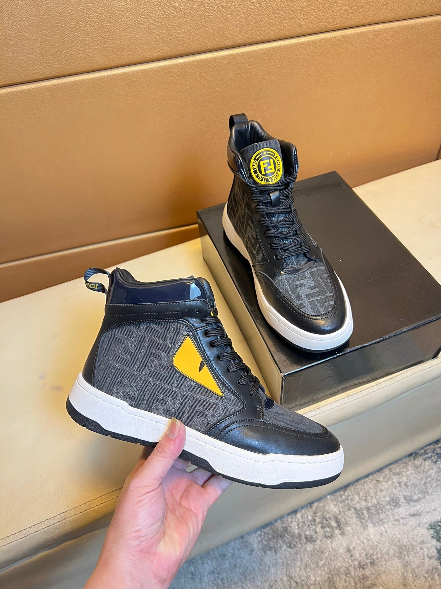 FENDI sneakers 170