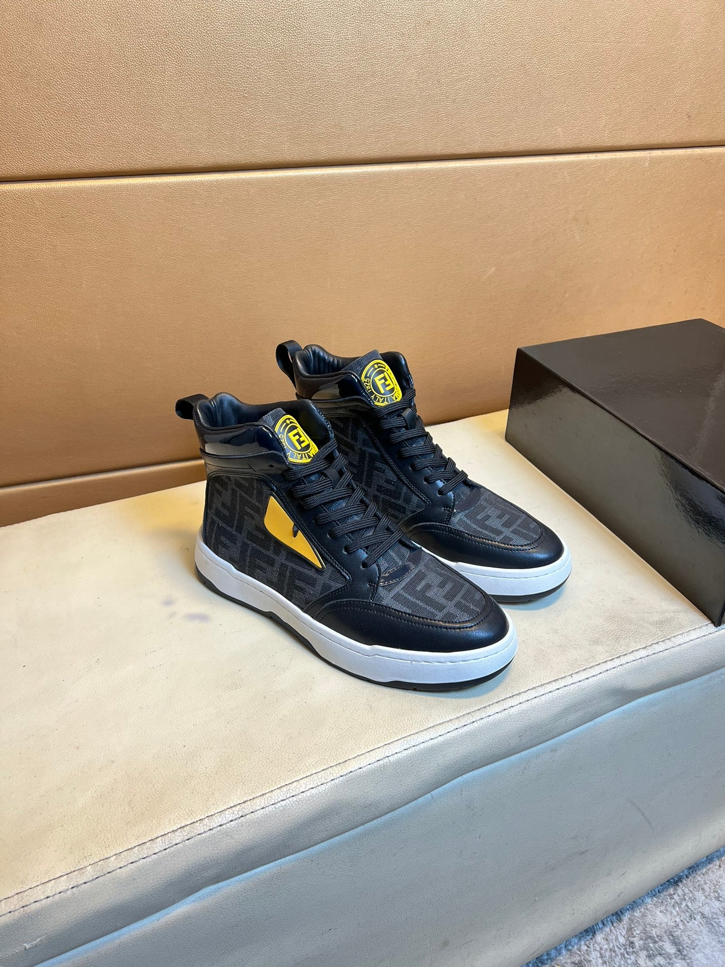 FENDI sneakers 170