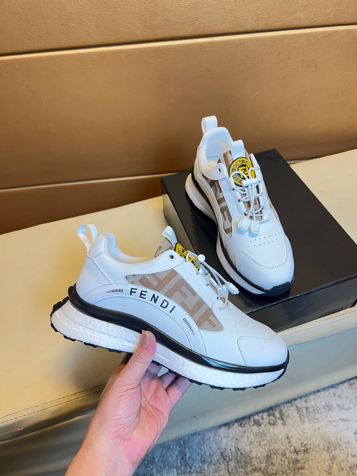 FENDI sneakers 172