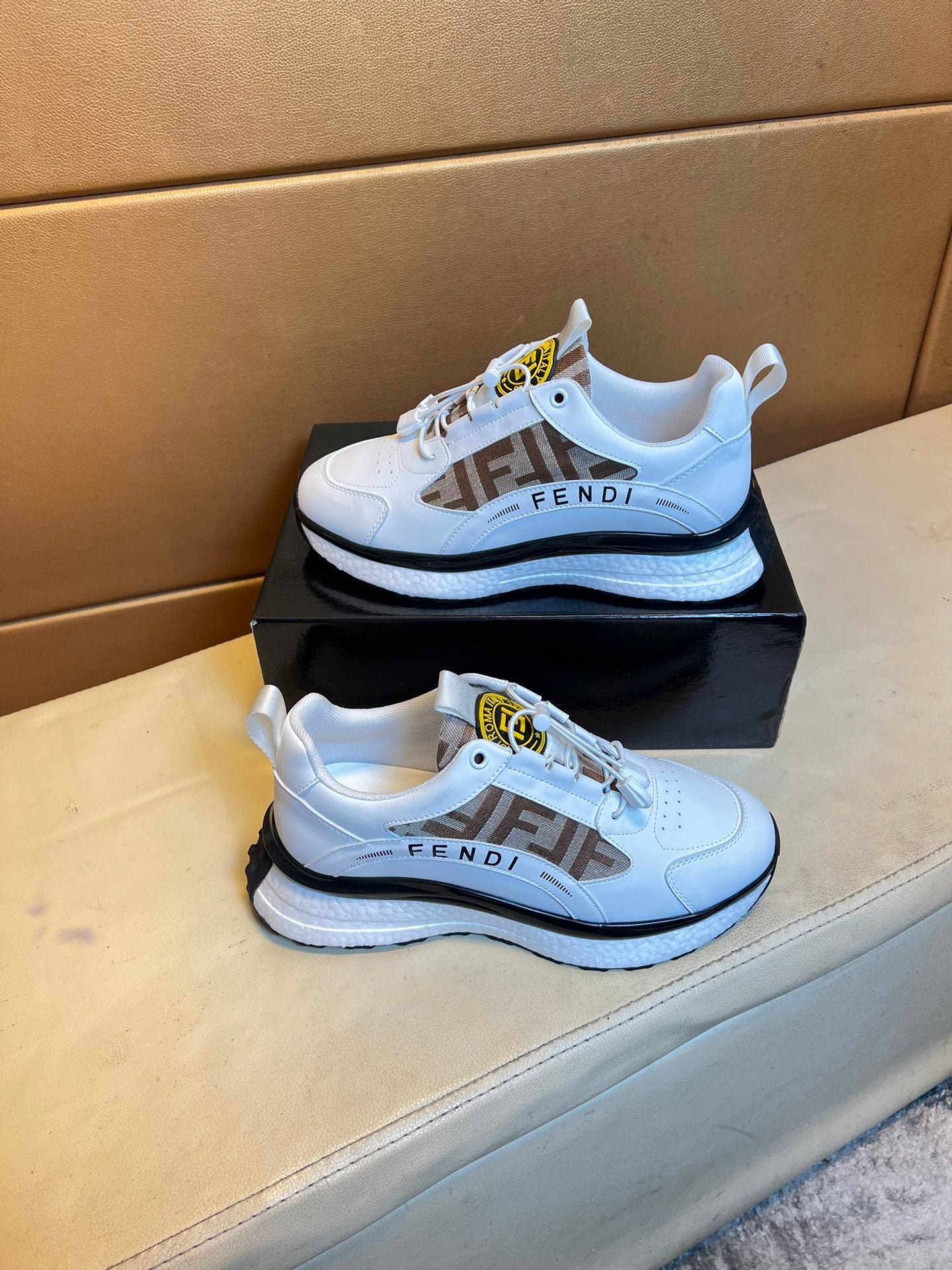 FENDI sneakers 172