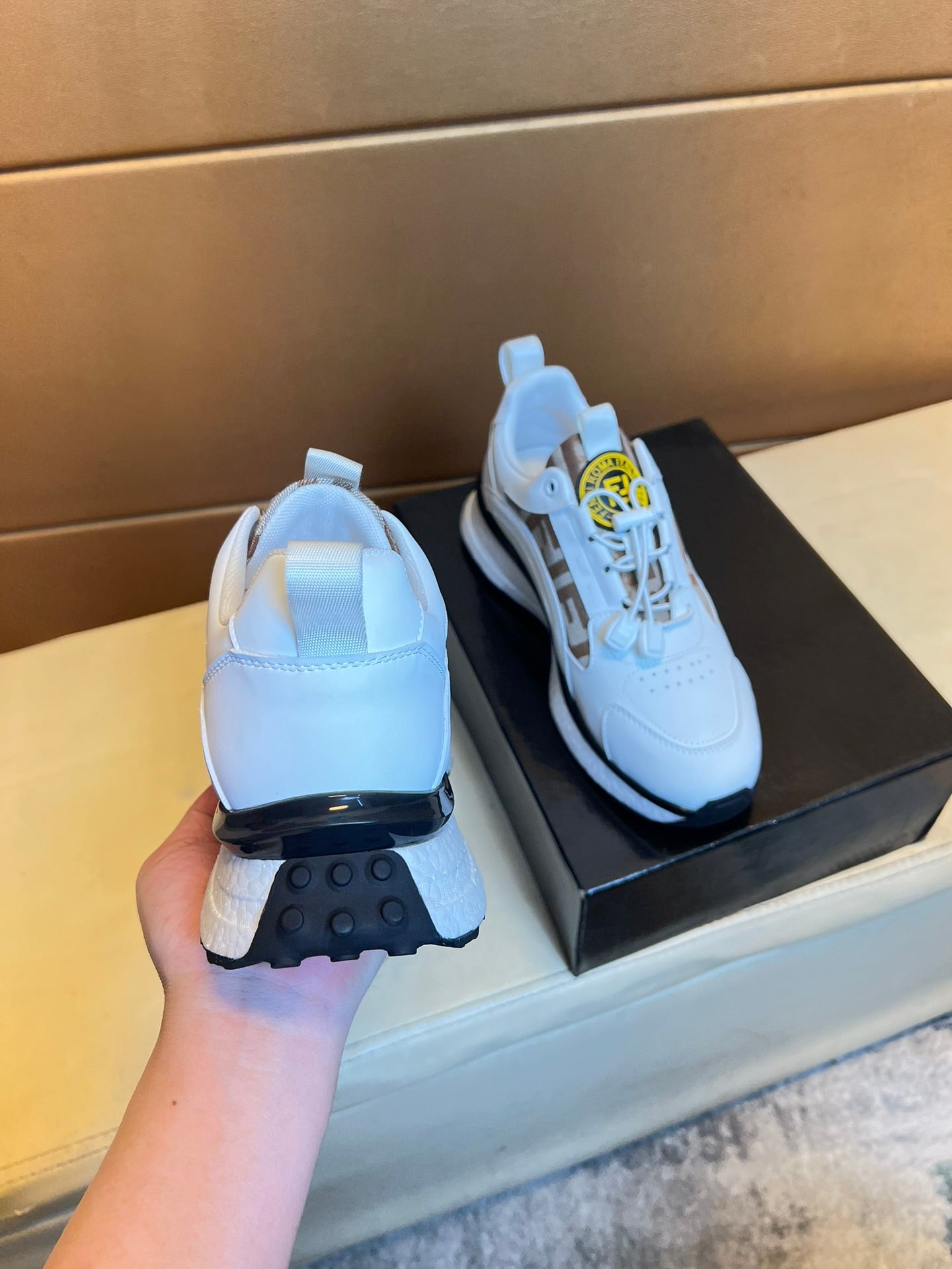 FENDI sneakers 172