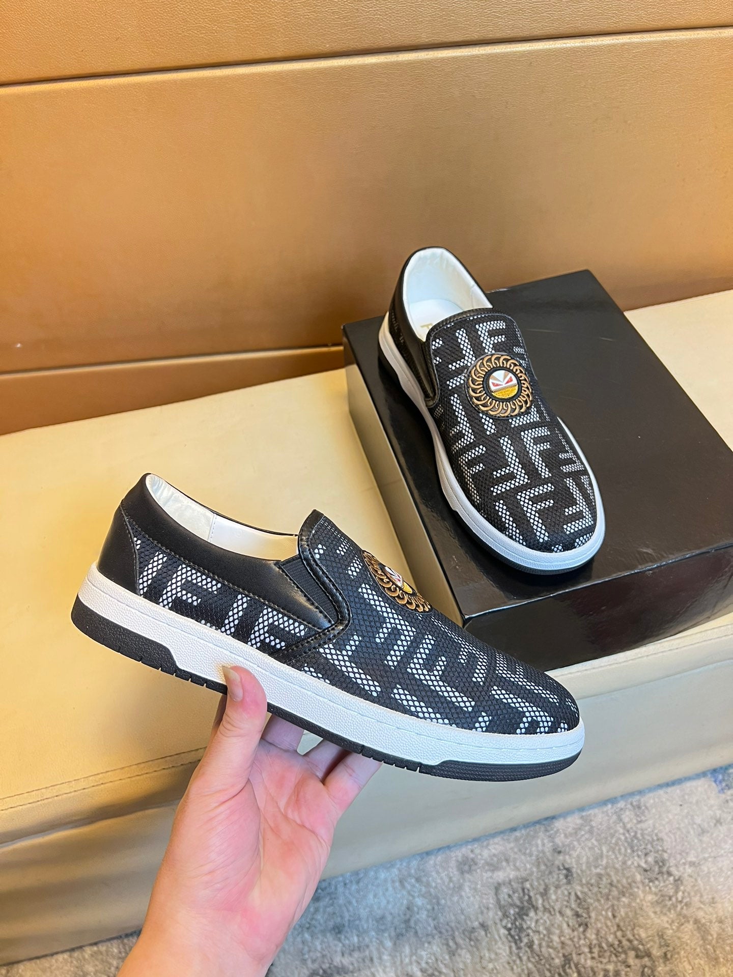 FENDI sneakers 174
