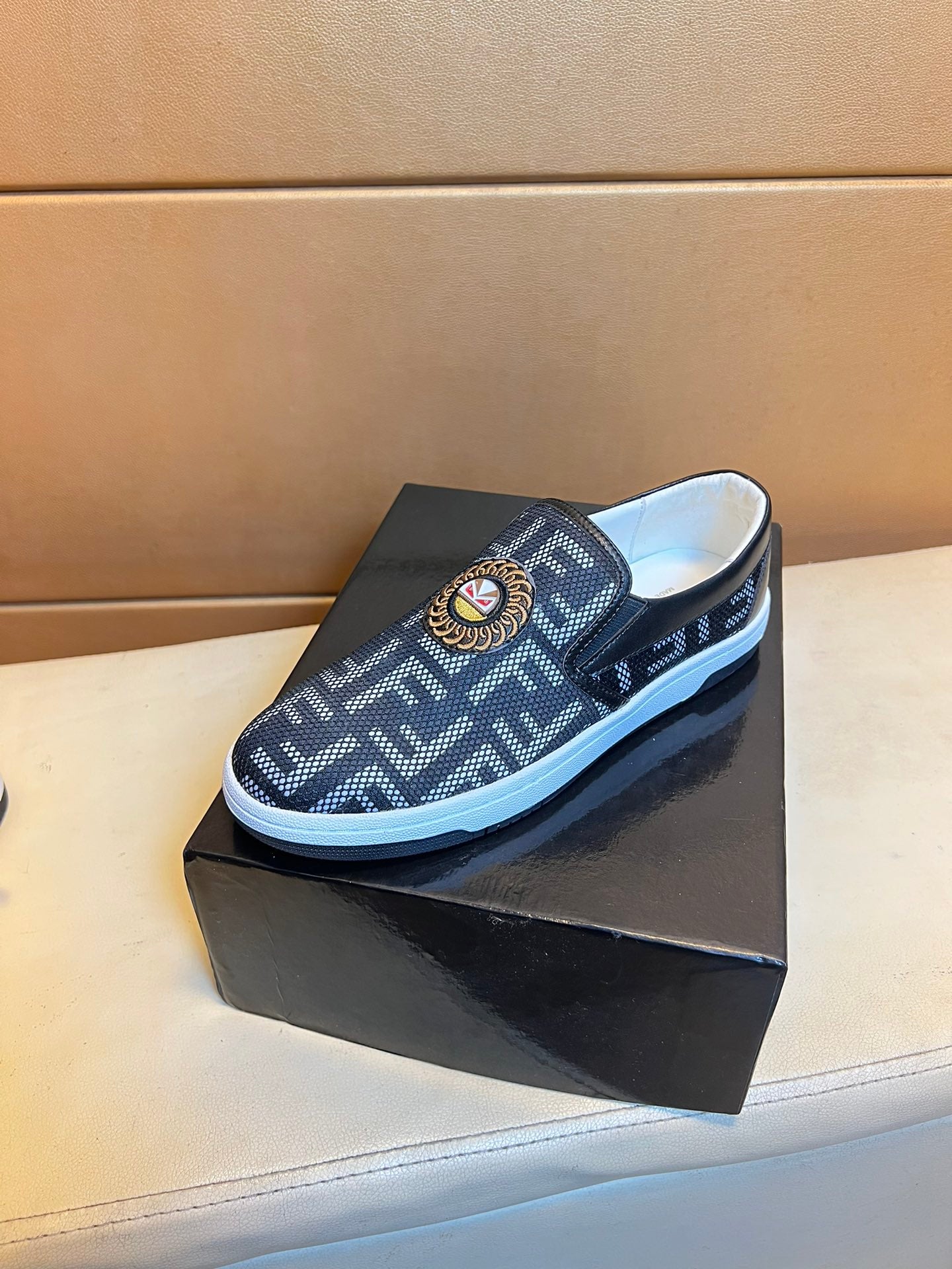 FENDI sneakers 174