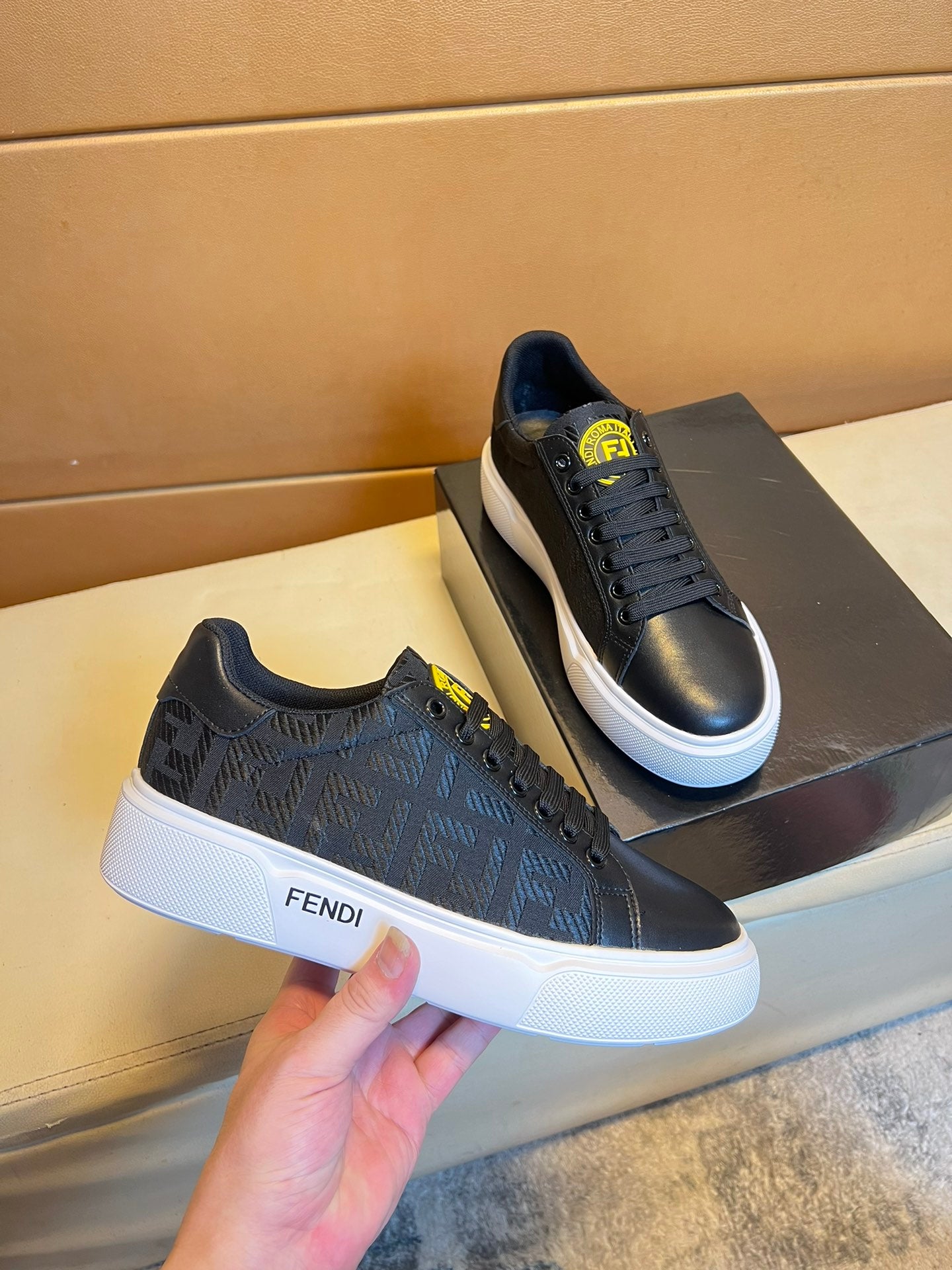 FENDI sneakers 176