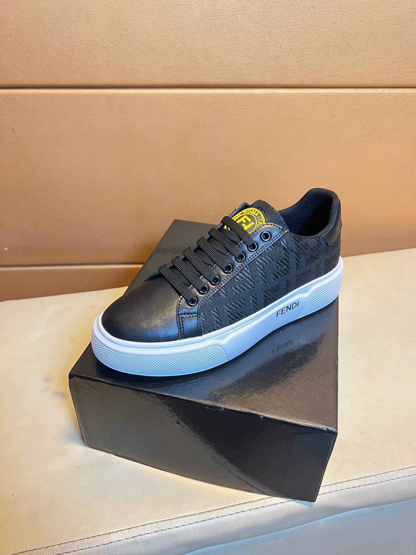 FENDI sneakers 176