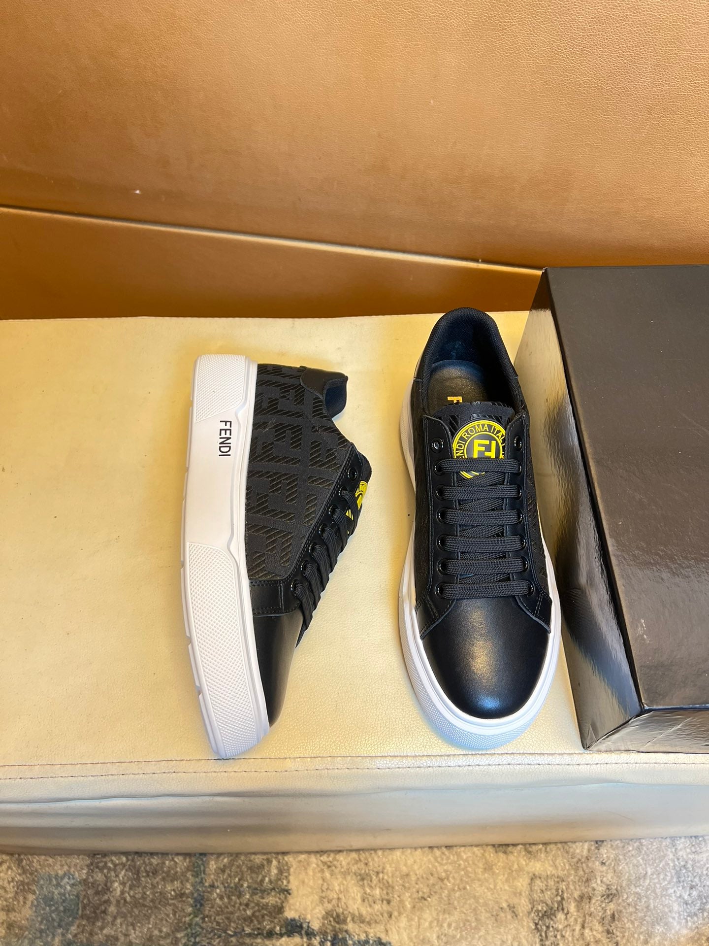 FENDI sneakers 176