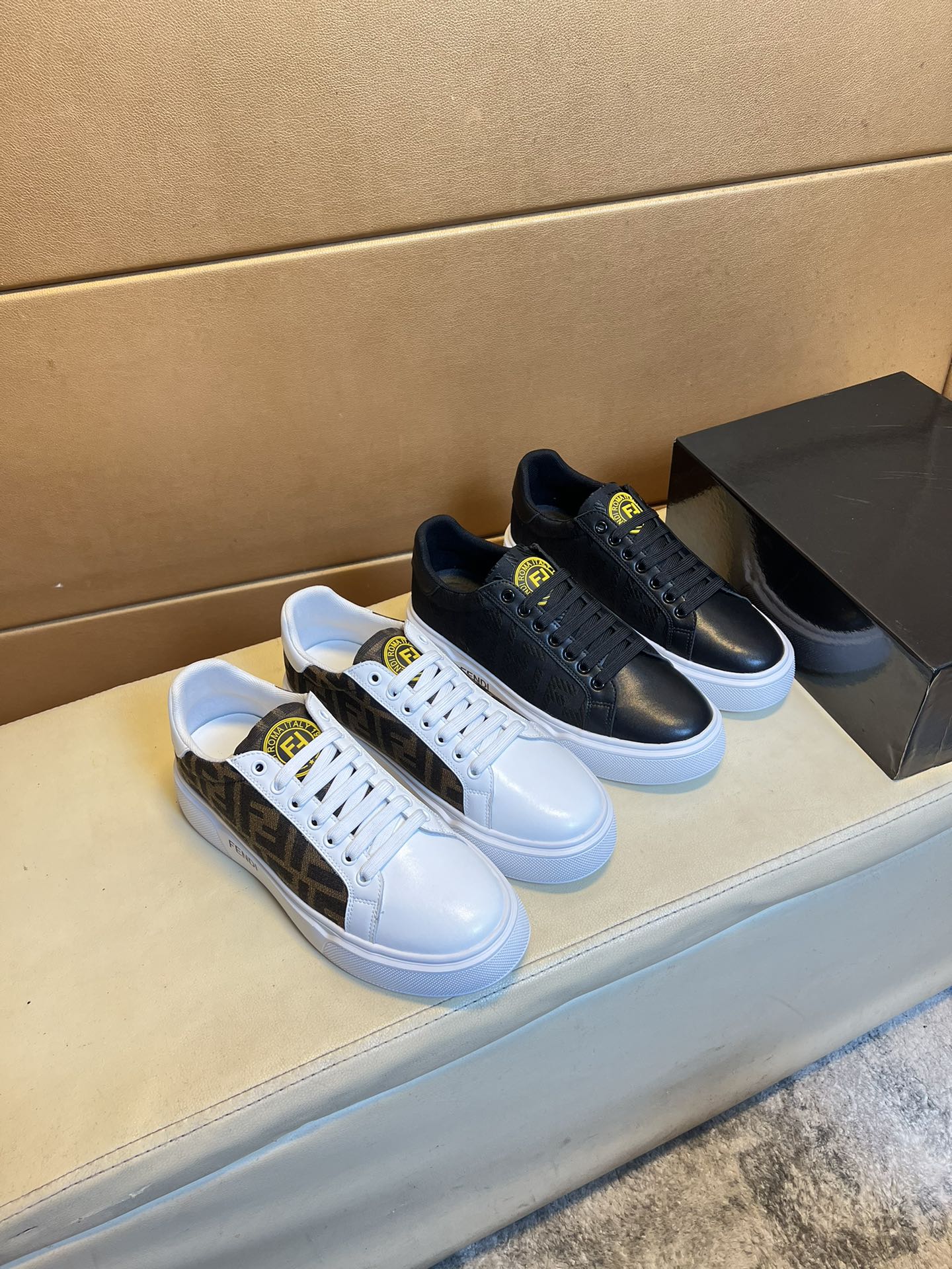 FENDI sneakers 176