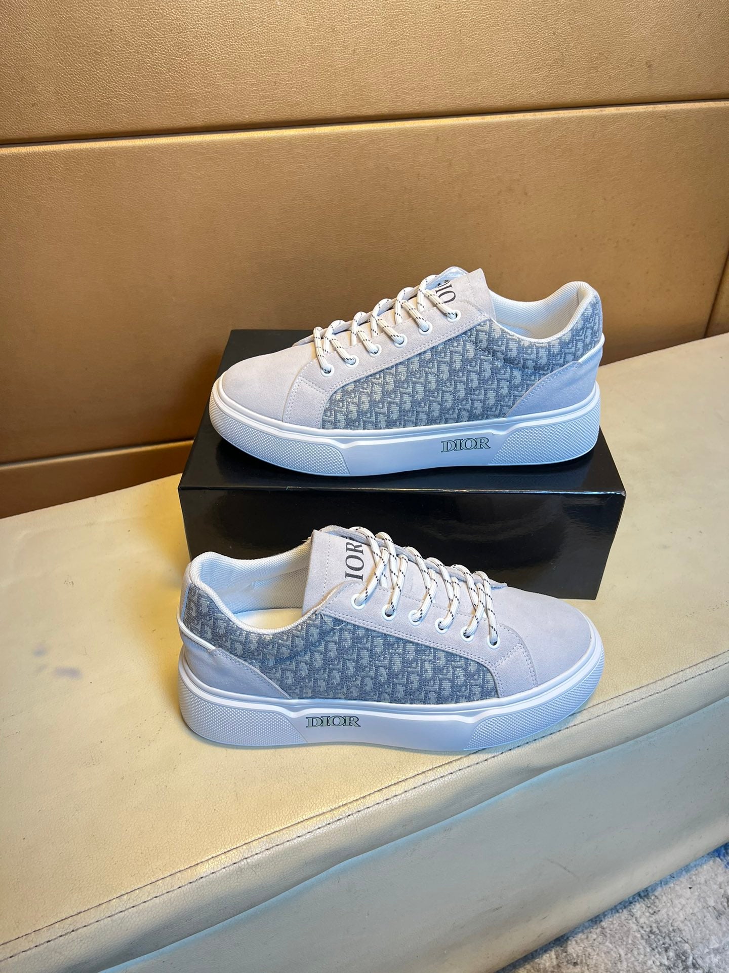 FENDI sneakers 177