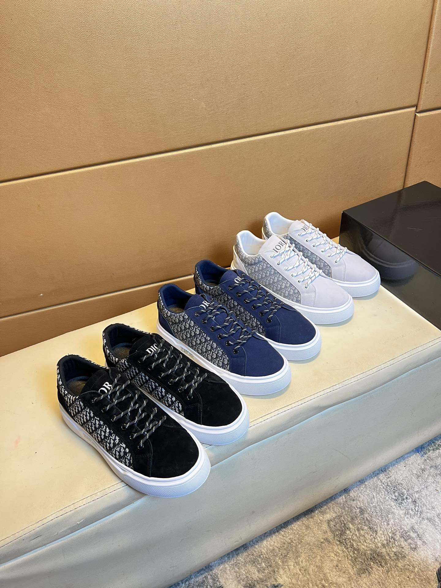 FENDI sneakers 177